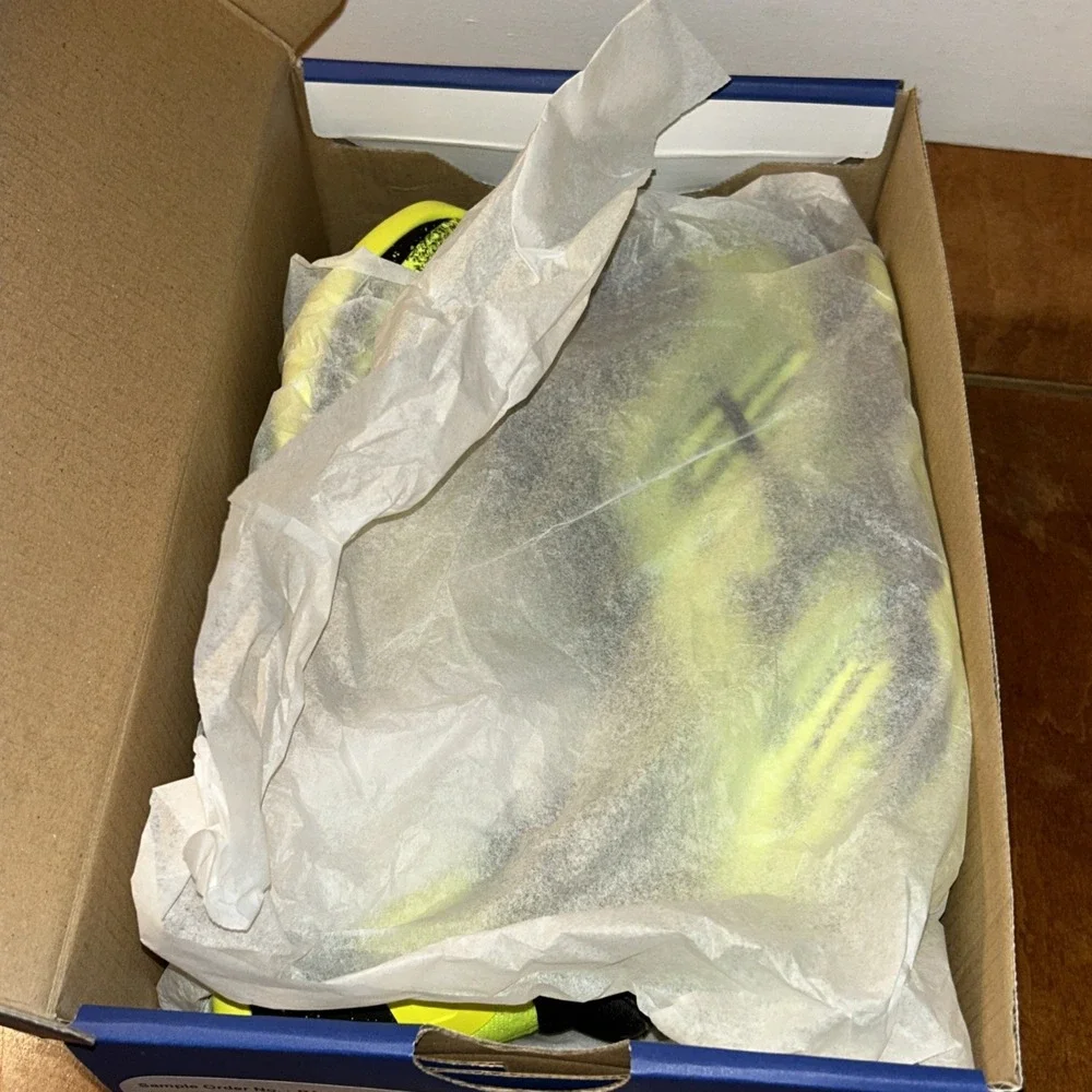 Mizuno men green